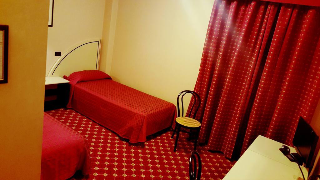 Hinterland Hotel Quartu SantʼElena Habitación foto