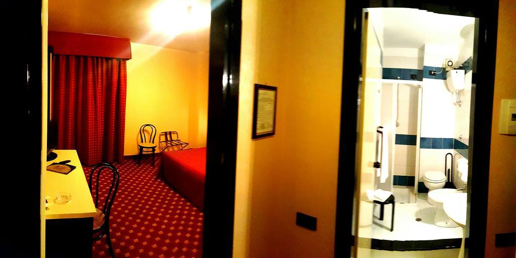 Hinterland Hotel Quartu SantʼElena Habitación foto